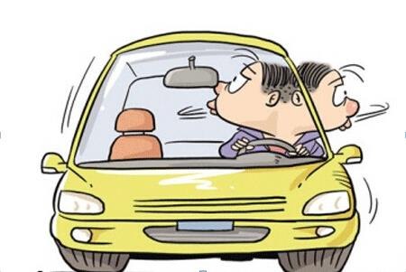 開(kāi)車抽煙扣分嗎，2018年開(kāi)車抽煙如何處罰
