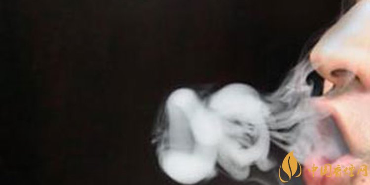 抽煙怎么吐煙圈，吐煙圈是種藝術(shù)