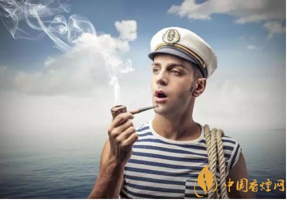 香煙夾耳朵上是怎么來的，耳夾煙是男人的專利